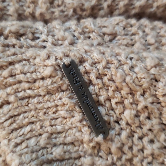 A&F XS Long knit sweater cardigan tan - Picture 3 of 8